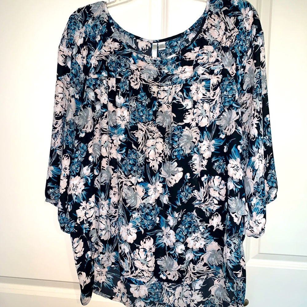 Lauren Conrad Flower loose shirt #2